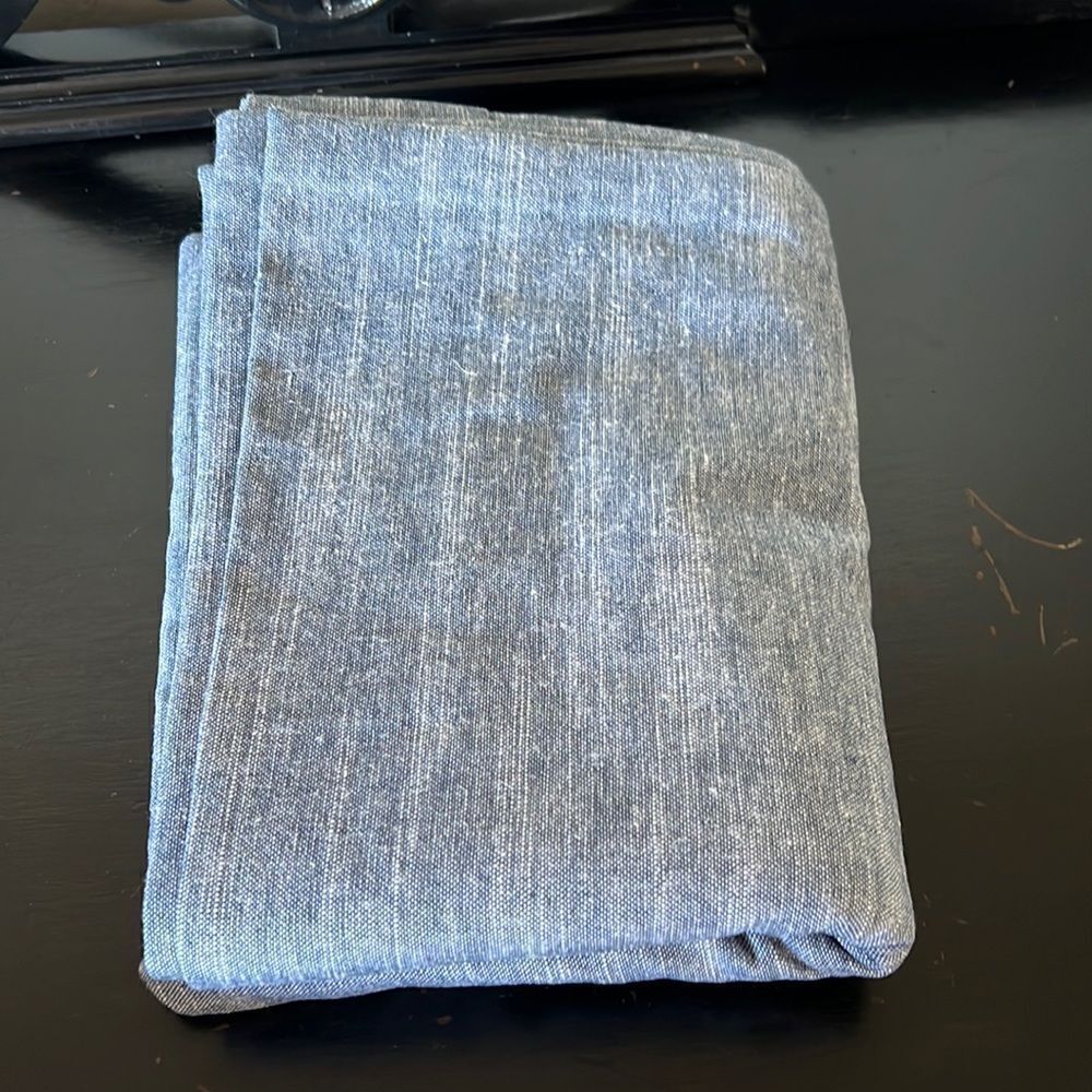 Pottery Barn Teen Cotton Linen Drape